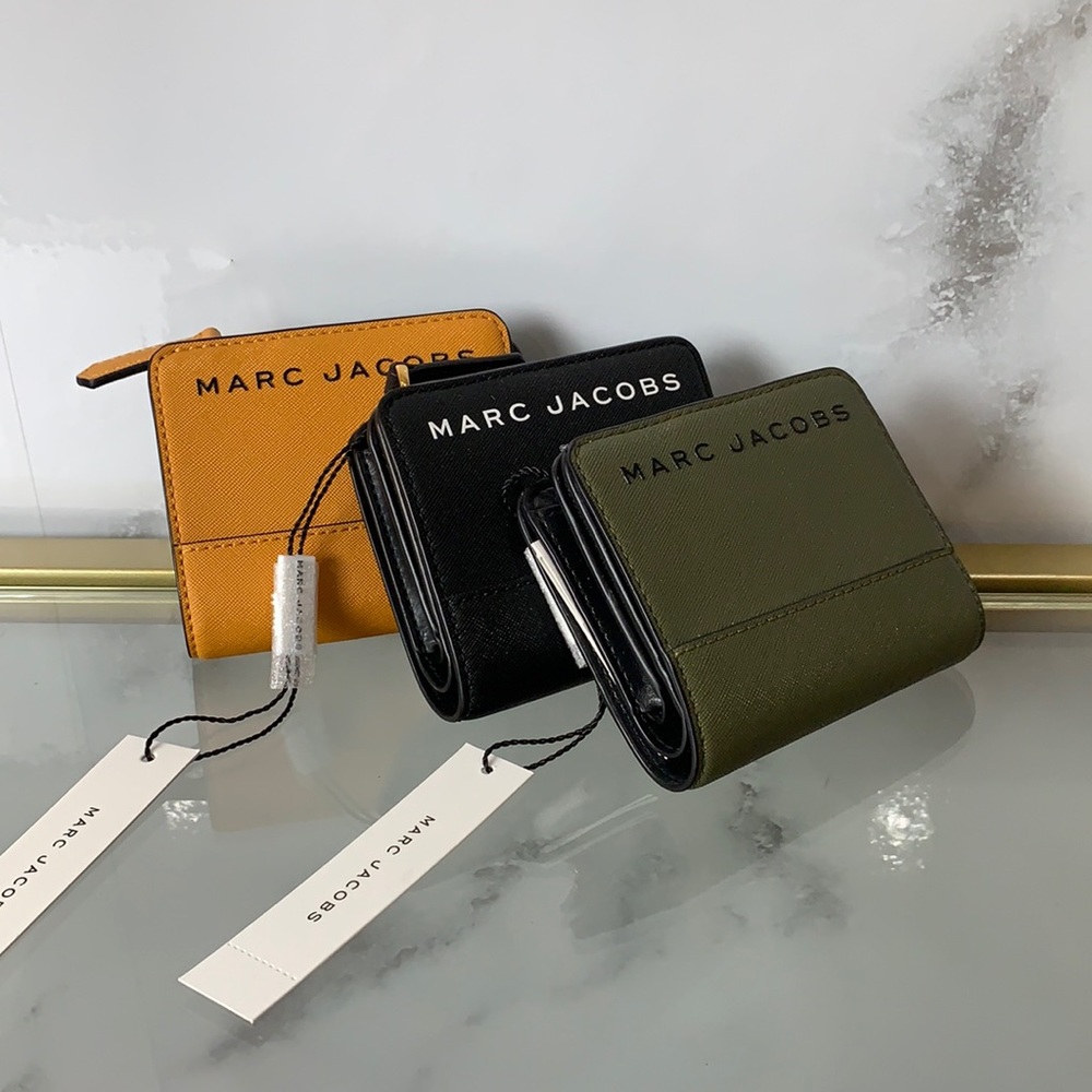 Marc jacobs SAFFIANO MINI COMPACT WALLET (green)